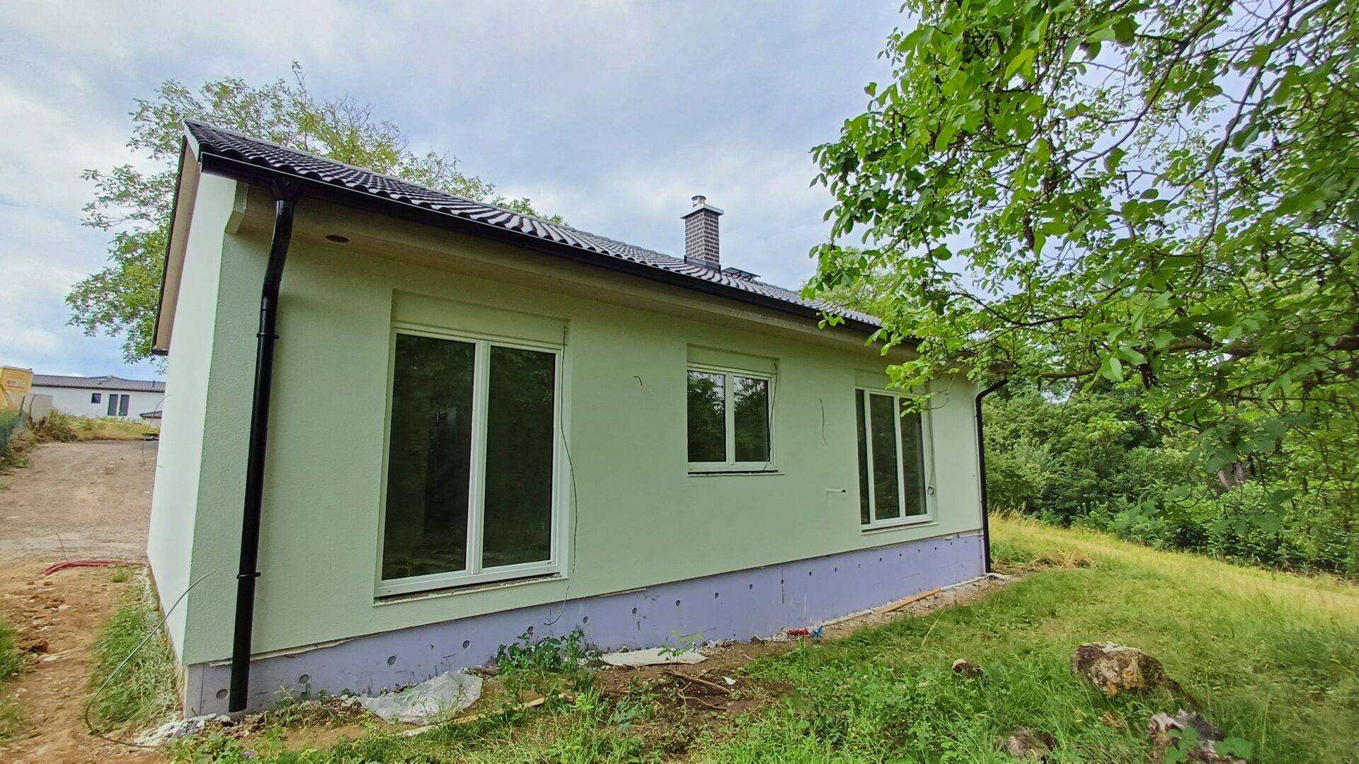 ŠKVOREC (Praha-východ)