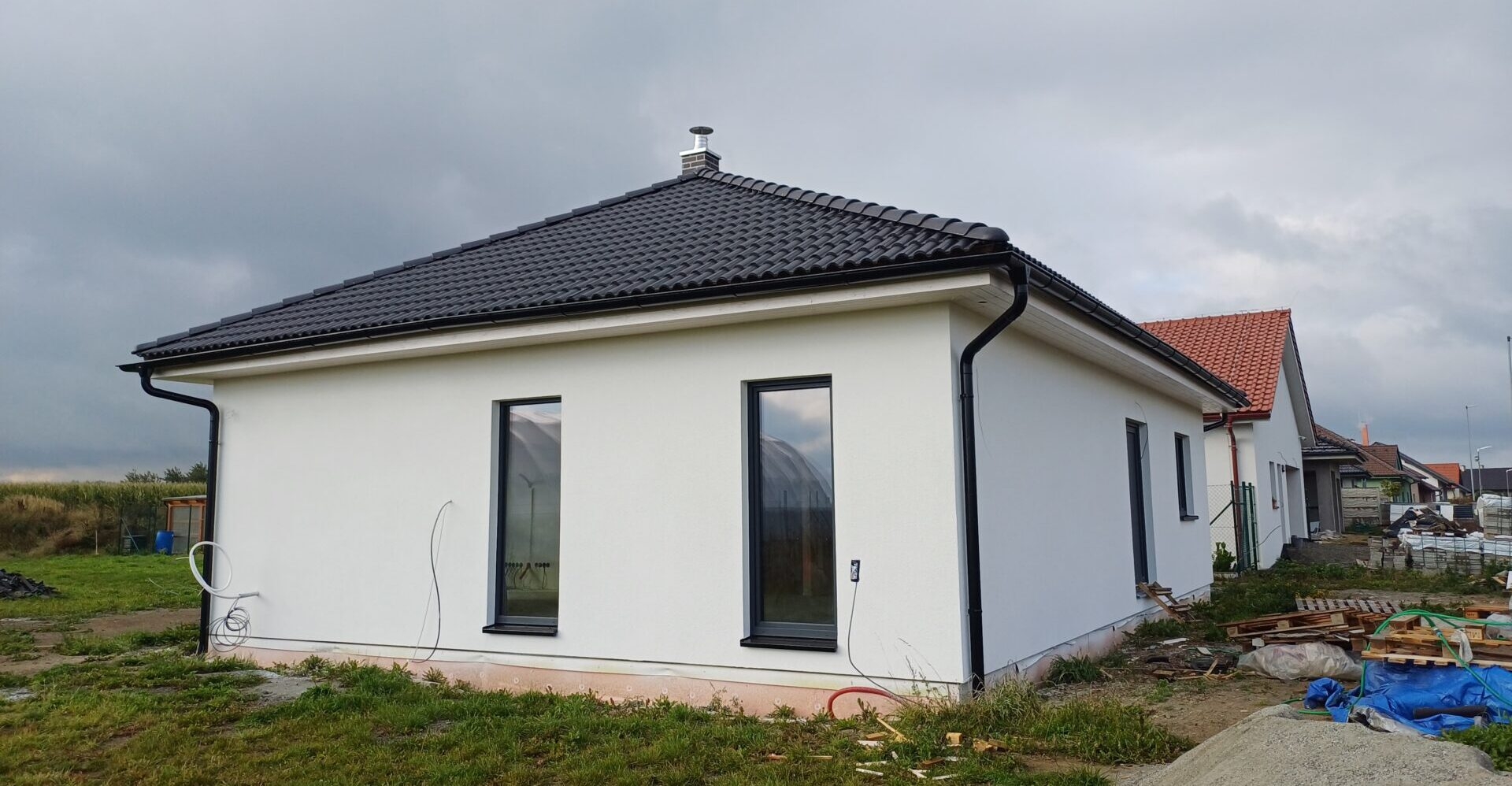 Zvětšit DŮM VLASTNÍ RUKOU